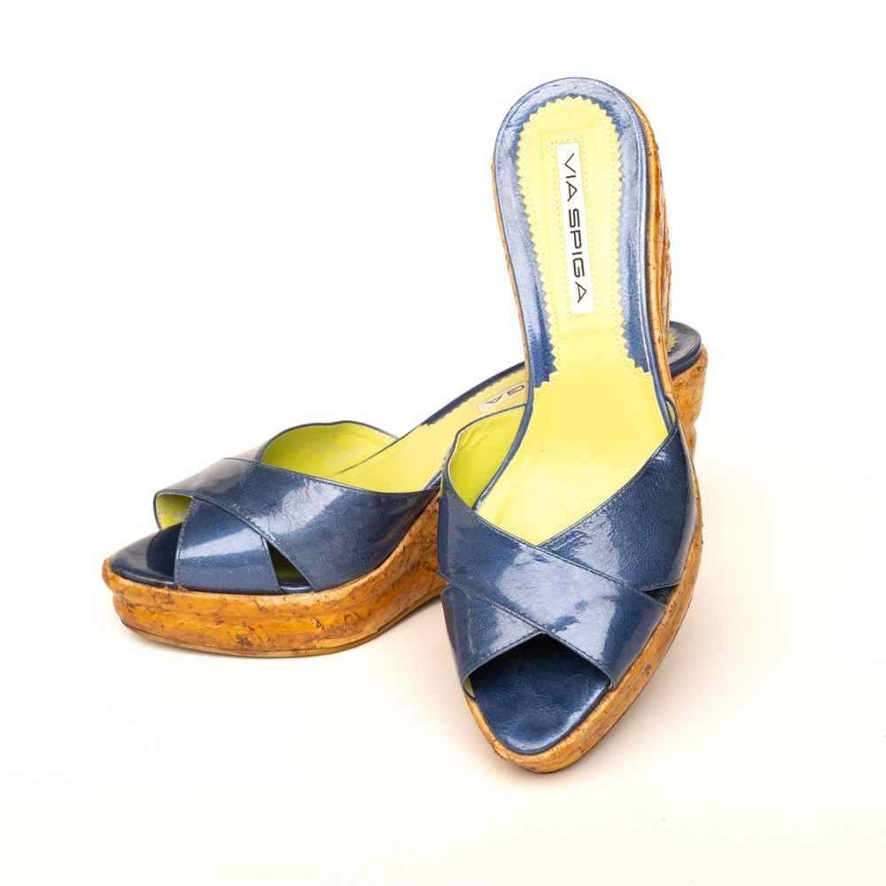 Blue Patent leather Via Spaga Wedge espadrilles size 6 1/2.